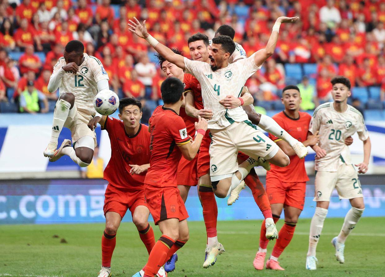 将球送入网 将球送入网